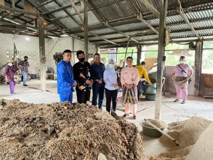 Modal dan Perhitungan Keuntungan dalam Usaha Produsen Pakan Ikan terbaru ikan usaha simpel pakan mudah
