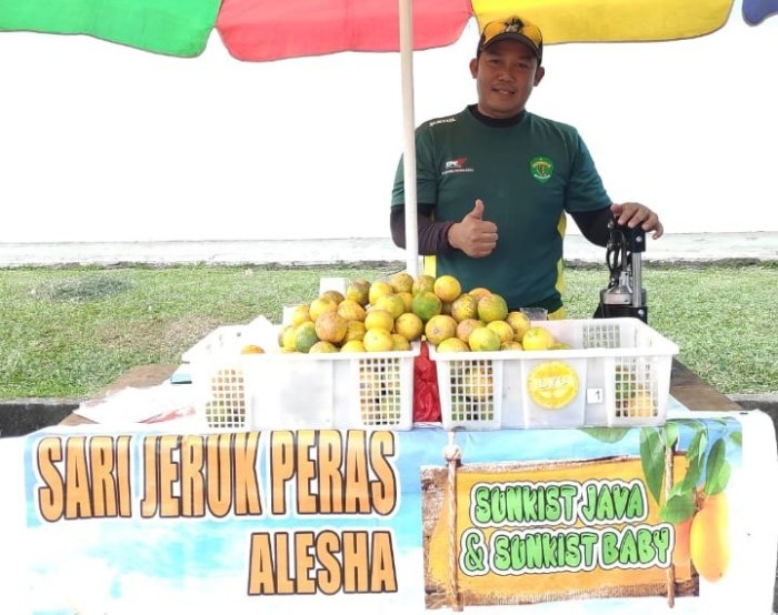 jeruk peras peluang gerai masam minuman segar kontan jeruk peras peluang gerai masam minuman segar kontan
