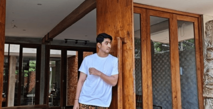 Arya rumah saloka konsep tunjukkan nya rooftop momen kye sing Alamat rumah arya saloka