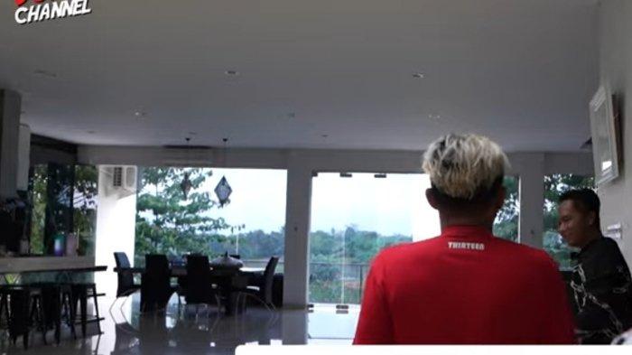 Rumah mewah doni salmanan