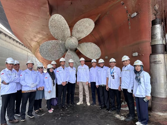 Pajak menunggak bumn perkapalan bahari kodja dok kompas priok papan tanjung utara pemberitahuan kahfi cahya dirga Gaji PT Dok dan Perkapalan Kodja Bahari