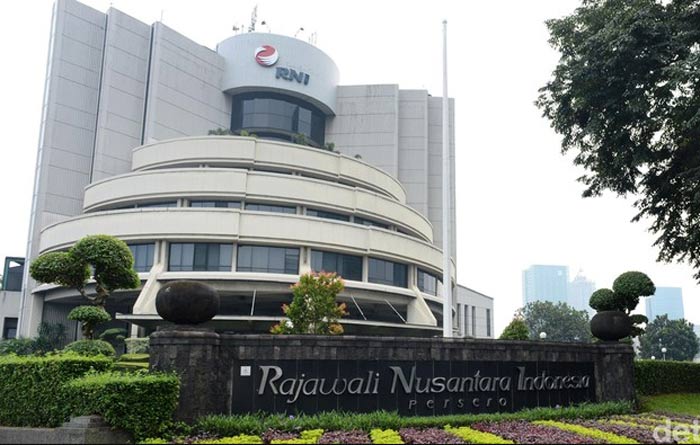 Gaji PT Rajawali Nusantara Indonesia (RNI)