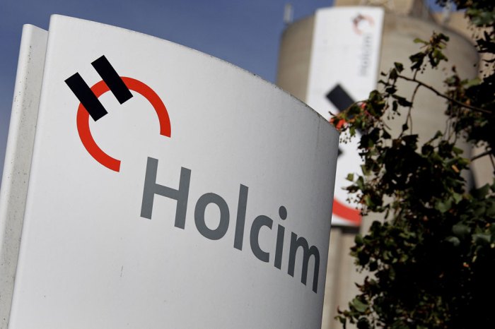Holcim tbk Gaji PT Holcim Indonesia