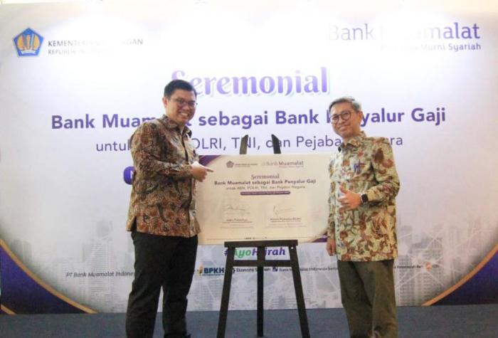Gaji di PT Bank DBS Indonesia dan PT Bank Mayapada