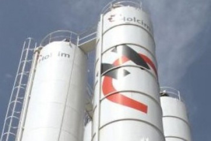 Holcim kerja lowongan maret courtesy Gaji PT Holcim Indonesia