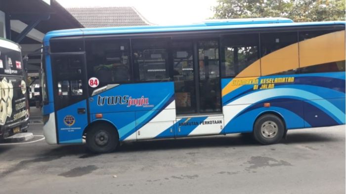 Gaji trans jogja