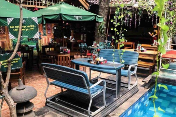 Gaji karyawan rumah makan