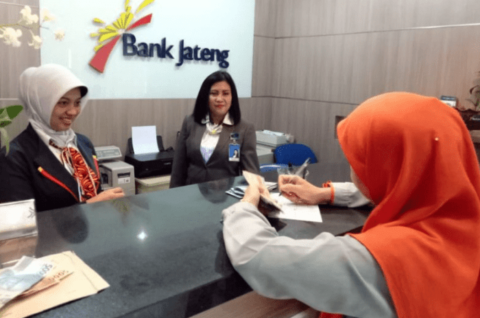 Gaji qnb bank kesawan tbk