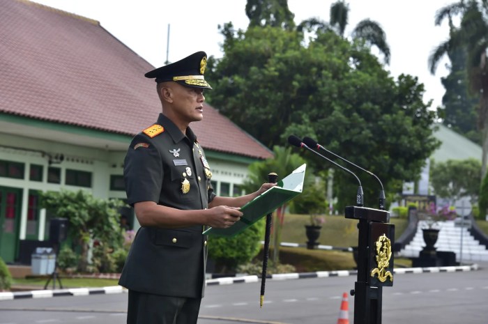 Gaji akademi militer akmil