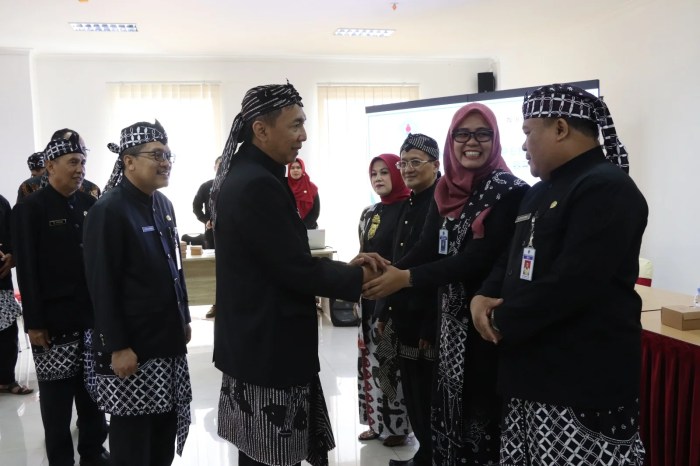 Gaji perumda bpr bank brebes