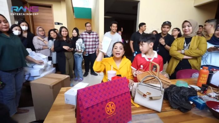 Gaji karyawan rans entertainment