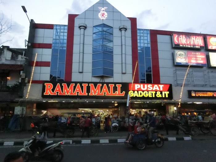 Gaji ramai mall