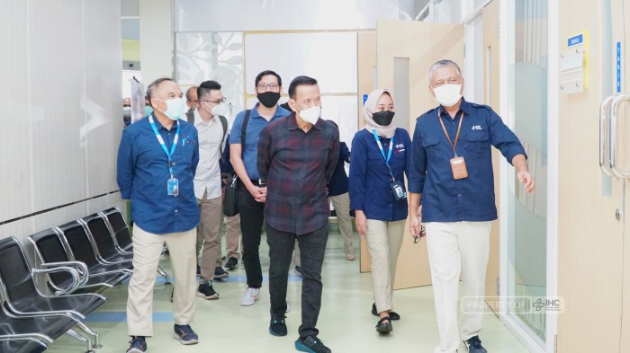 Gaji pt pelindo husada citra phc