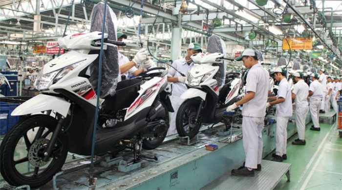 Gaji pabrik yamaha motor indonesia