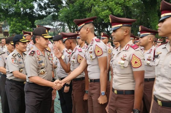 Gaji sekolah tinggi intelijen negara stin